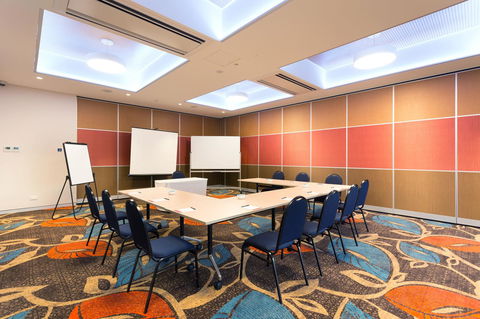 Calamvale Hotel Suites And Conference Centre - Inverell Accommodation 24