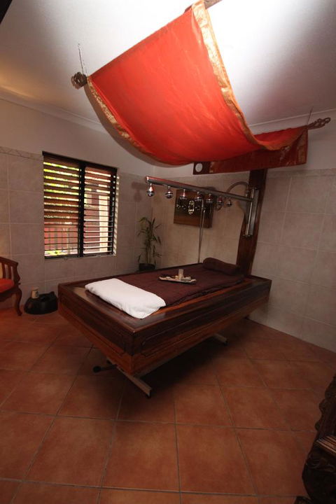 Hibiscus Resort & Spa - Official Onsite Reception & Check In - Inverell Accommodation 35