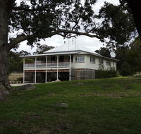 Loughmore House - Inverell Accommodation