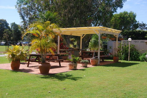 Regency Waterfront Noosa - Inverell Accommodation 6