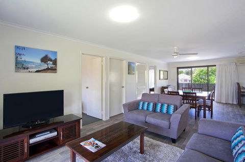 Regency Waterfront Noosa - Inverell Accommodation 7