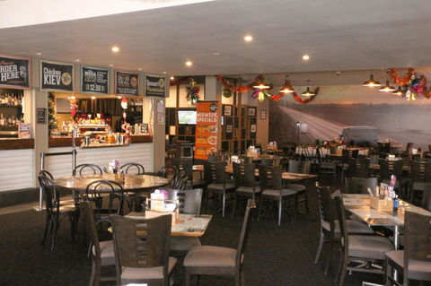 Brighton Hotel - Inverell Accommodation 24