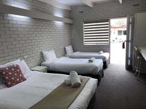 Wattle Motel - Inverell Accommodation 3