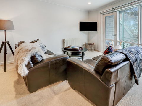 Whistler 5 - Inverell Accommodation 2