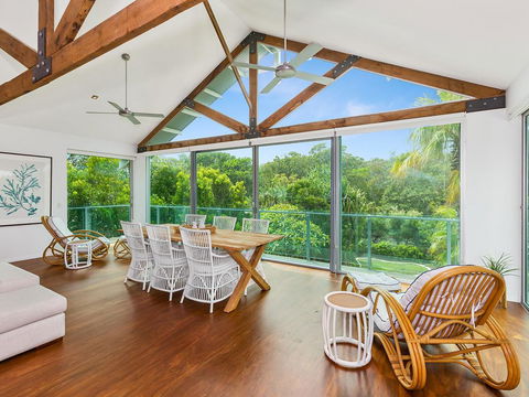 WHITE WASH ON SHE OAK - Inverell Accommodation 3