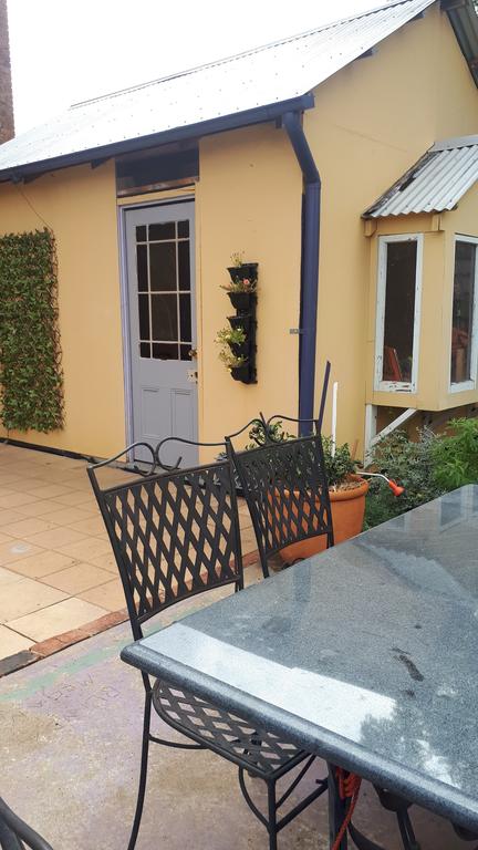 Willowgate Hall Luxury Hosted B&B - Inverell Accommodation 2