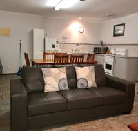 Wintersun Holiday Cottages - Inverell Accommodation