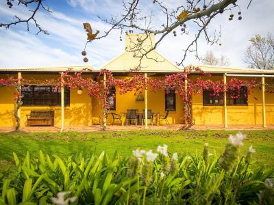 Woolshed Hill Estate - Inverell Accommodation 0