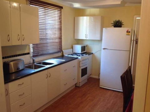 Wylie Stays - Inverell Accommodation 1
