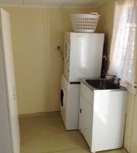 Wylie Stays - Inverell Accommodation 3