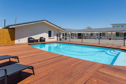 Wynnum Anchor Motel - Inverell Accommodation 0