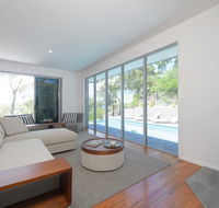 YARINGA - Retreat Style Accomodation with Swimming Pool - Inverell Accommodation