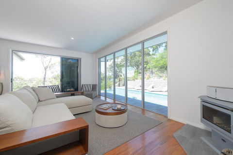 YARINGA - Retreat Style Accomodation With Swimming Pool - Inverell Accommodation 0