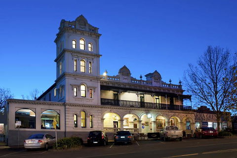 Yarra Valley Grand - Inverell Accommodation 0