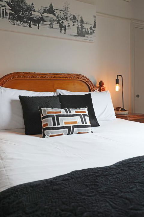 Yarra Valley Grand - Inverell Accommodation 3