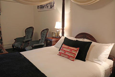 Yarra Valley Grand - Inverell Accommodation 1