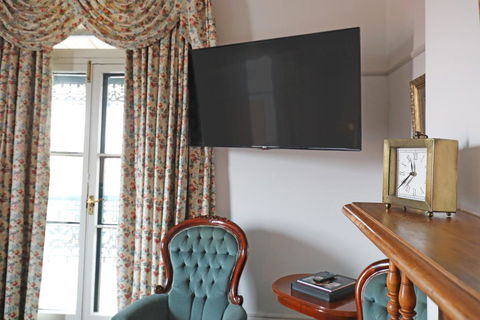 Yarra Valley Grand - Inverell Accommodation 2