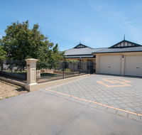 Yellow Rose Cottage - Inverell Accommodation