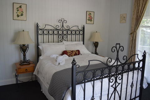 YesterYear On West - Inverell Accommodation 3