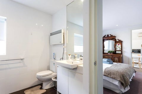Your Home Away From Home - Inverell Accommodation 3