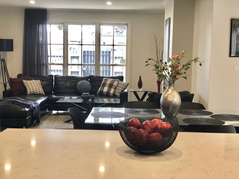Your Home Away From Home - Inverell Accommodation 0