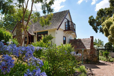 Zelman Cottage - Inverell Accommodation 1