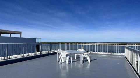 Absolute Waterfront With Rooftop! - Inverell Accommodation 1