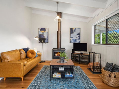 Amaroo Cottage - Inverell Accommodation 1