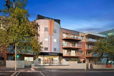 Amazing Accommodations: St Kilda - Inverell Accommodation 1