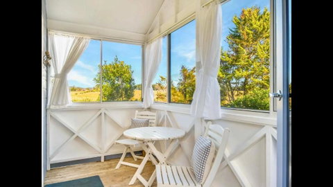 Apple Tree Cottage - Comboyne Mountain Cottages - Inverell Accommodation 2