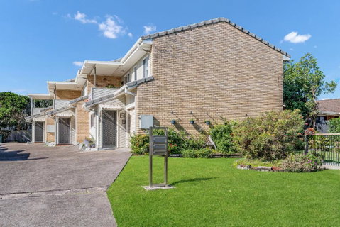 AquaLakeCathie - Inverell Accommodation 1