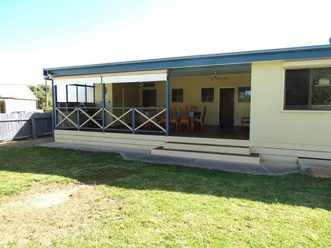 Ardy House - Inverell Accommodation 1