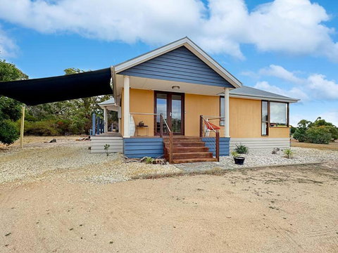 Aurora Cottages - Mountain View - Inverell Accommodation 2