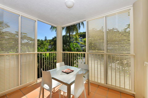 Port Douglas Apartments - Adults Only Oasis - Inverell Accommodation 6