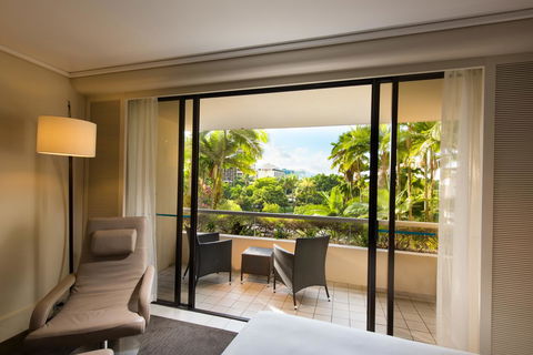 Hilton Cairns - Inverell Accommodation 10