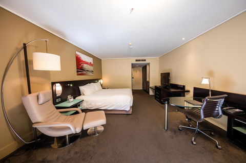 Hilton Cairns - Inverell Accommodation 31