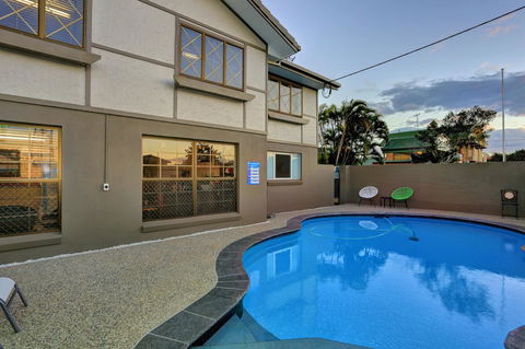 Chalet Motor Inn - Inverell Accommodation 13