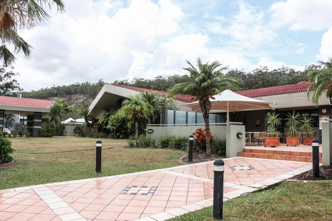 Salisbury Hotel Motel - Inverell Accommodation 0