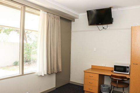 Salisbury Hotel Motel - Inverell Accommodation 19