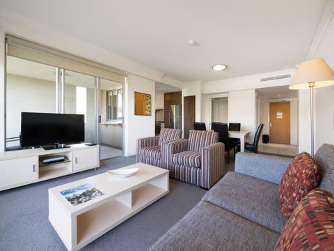 Oaks Brisbane Mews Suites - Inverell Accommodation 3