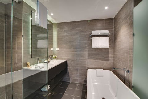 The Point Brisbane Hotel - Inverell Accommodation 31