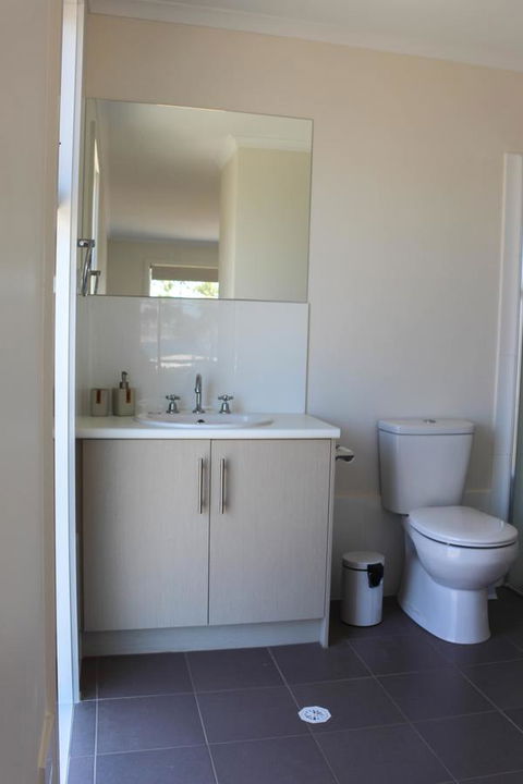 Bayview House - Inverell Accommodation 18