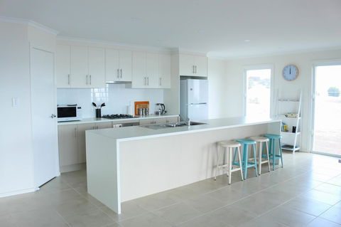 Bayview House - Inverell Accommodation 2