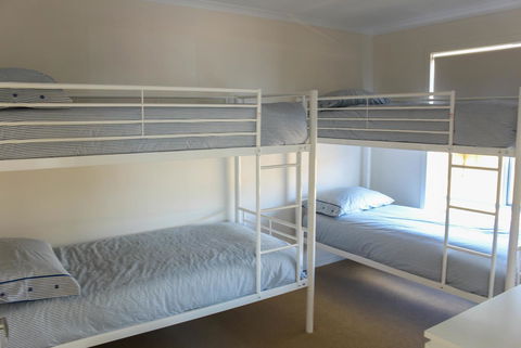 Bayview House - Inverell Accommodation 10