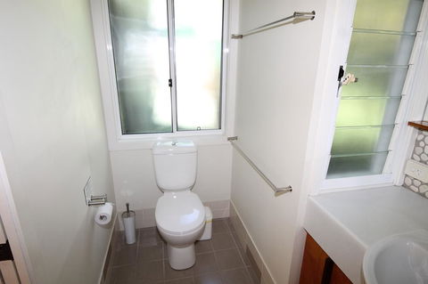 The Boarding House - Inverell Accommodation 17