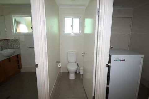 The Boarding House - Inverell Accommodation 16