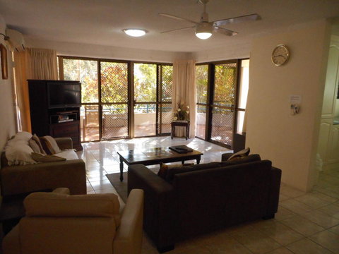 Placid Waters Holiday Apartments - Inverell Accommodation 13