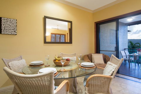 #8 The Point Apartments - Port Douglas - Inverell Accommodation 3