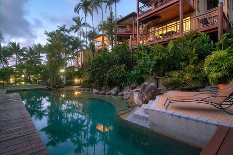 #8 The Point Apartments - Port Douglas - Inverell Accommodation 1