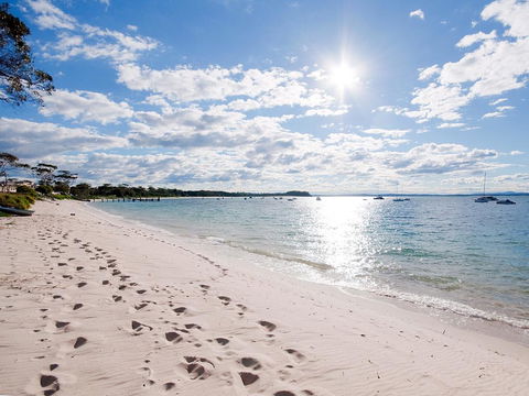 'Beachside' Shoal Bay, Unit 4 - Inverell Accommodation 1